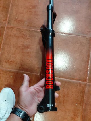 RockShox Judy 130mm Boost Horquilla 3 posiciones .