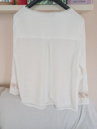 Blusa bordados Talla 48