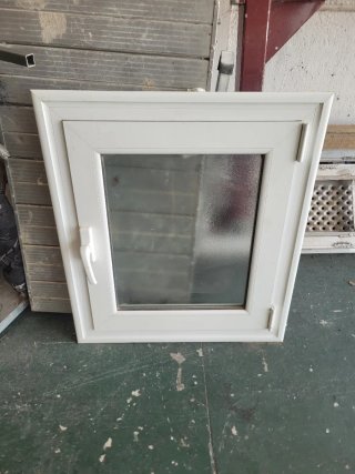 Ventana oscilobatiente 80x70