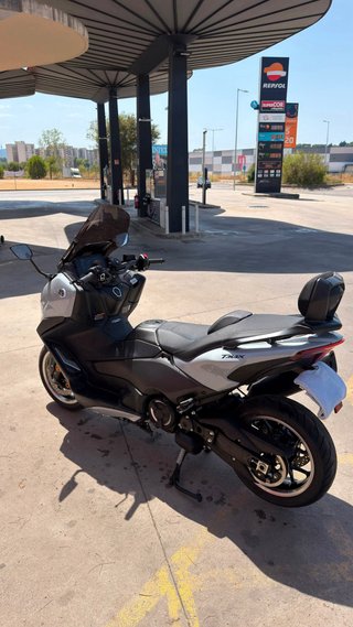 Yamaha Tmax 2025 Tech MAX 560