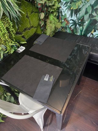 Mesa de restaurante cristal y metal