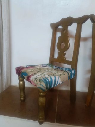 2 Mini Sillas para Restauración