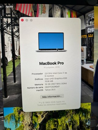 MacBook Pro 16” 2019 i7 16GB Plata