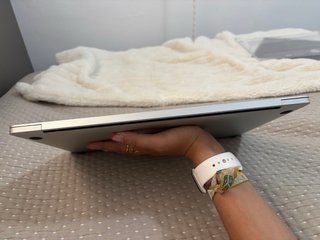 MacBook Pro 16” 2019 i7 16GB Plata