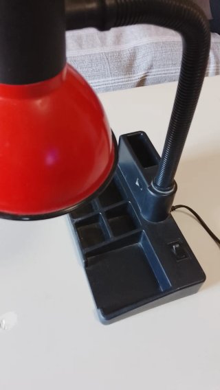 Lámpara de escritorio flexo