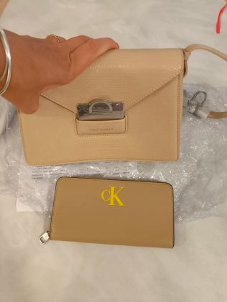 Portafoglio donna Calvin Klein beige