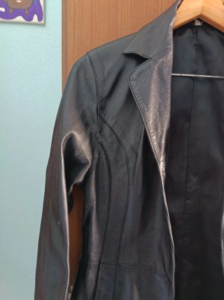 Chaqueta de cuero negra