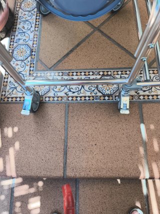 Sillon inodoro con ruedas de aluminio