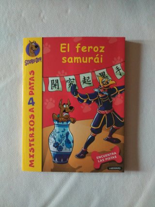 Lote libros de Scooby , misterios  a 4 patas.