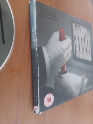 CD + DVD Muse Drones