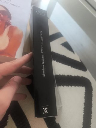 Inés y la alegría