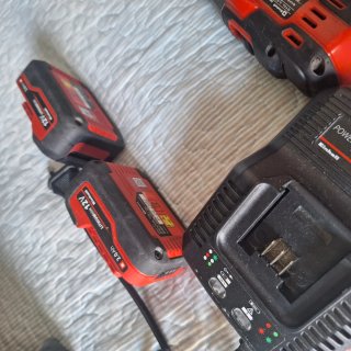 Atornillador/taladro inalambrico einhell 12v
