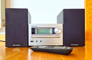 Minicadena Sharp XL-UH12H USB/CD/FM + 2 altavoces
