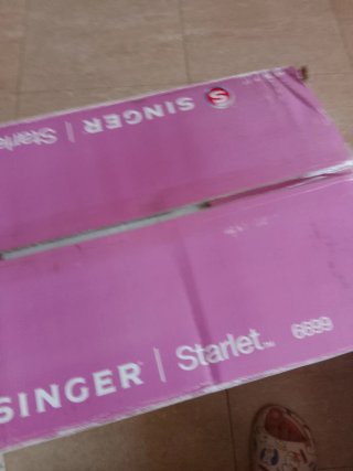 Máquina de coser Singer Starlet 6699