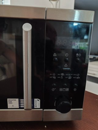 Microondas Electrolux con Grill
