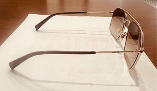 Gafas de sol Levi's doradas y marrones