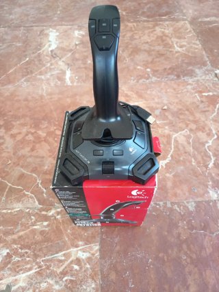 Joystick Logitech Attack 3