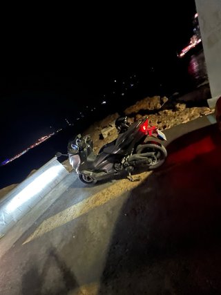 Yamaha T-MAX 530 SX Negra