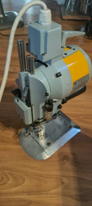 Cortadora Vertical Textil Dalian KS-5 -CE