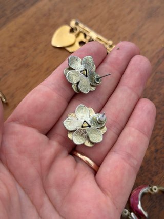 Lote bisutería vintage: pendientes, broche, colgan