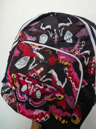 Mochila Desigual,talla 35×30,nueva