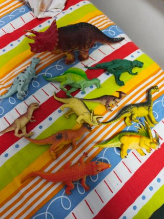 Lote Dinosaurios de juguete