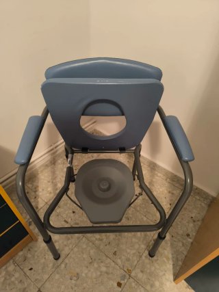Silla WC acolchada azul y gris