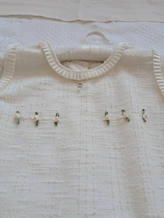 Blusa de vestir con diseño propio