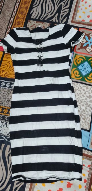 Vestido Rayas Strech Negro y Blanco
