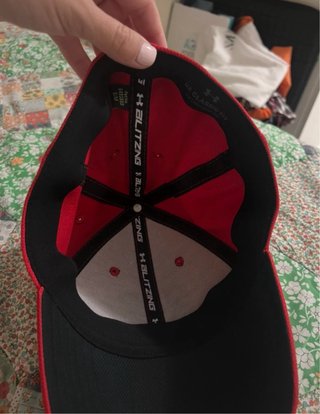 Gorra Under Armour Roja