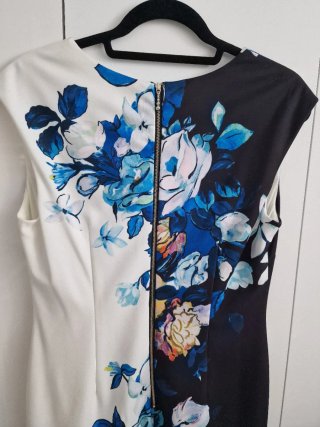 Vestido Adrianna Papell Flores Azul Blanco