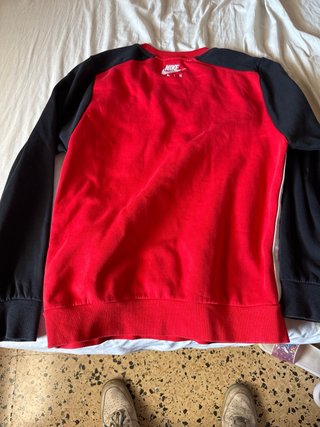 Sudadera Nike Air Roja y Negra