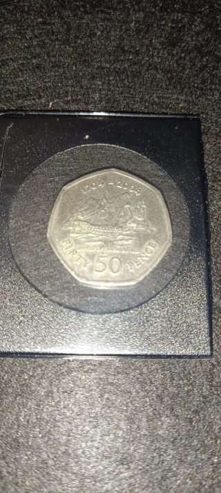 Lote 49 monedas históricas Reino Unido y Gibraltar