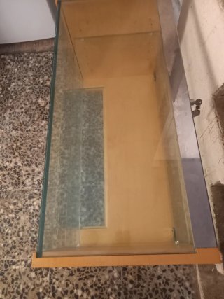 Estantería madera y cristal 90x47
