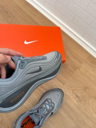 Nike Vomero plus 44.5