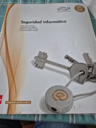 Seguridad informatica.Grado medio. (Spanish Edi...