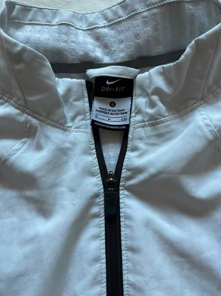 Chaqueta deportiva Nike ligera