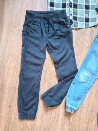 Set 4 pezzi abbigliamento bambino 6-8 anni
