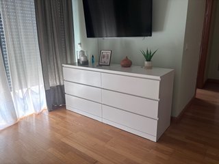 Cómoda blanca