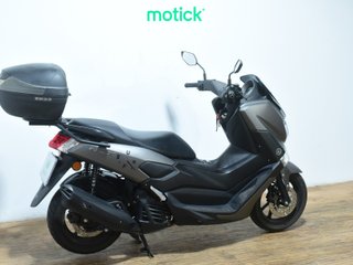 YAMAHA NMAX 125 (TOP CASE)