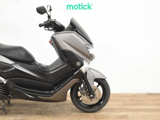 YAMAHA NMAX 125 (TOP CASE)