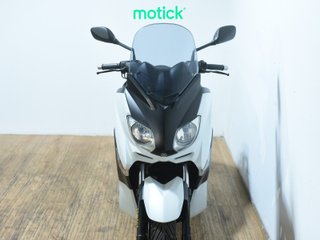 YAMAHA XMAX 125