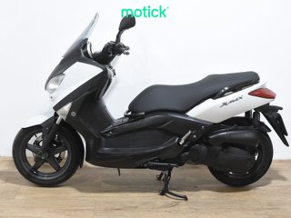 YAMAHA XMAX 125