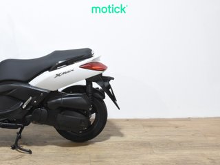 YAMAHA XMAX 125