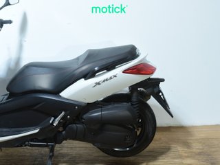 YAMAHA XMAX 125