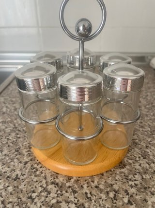 Especiero con 6 tarros de cristal