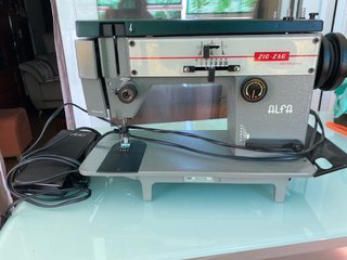 Máquina de coser Alfa Zig-Zag