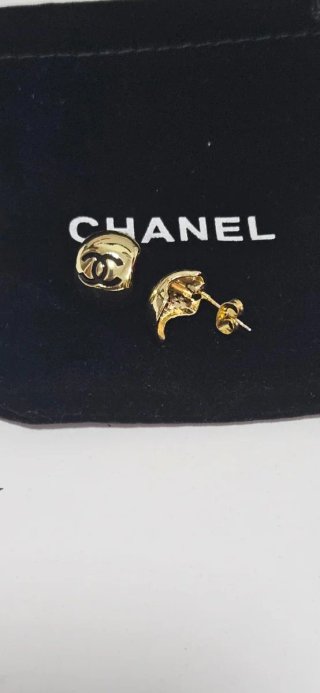 Pendientes Chanel Dorados y Negros