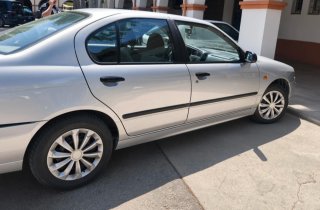 Nissan Primera 2001
