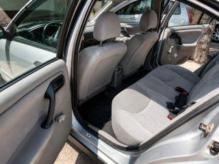 Nissan Primera 2001